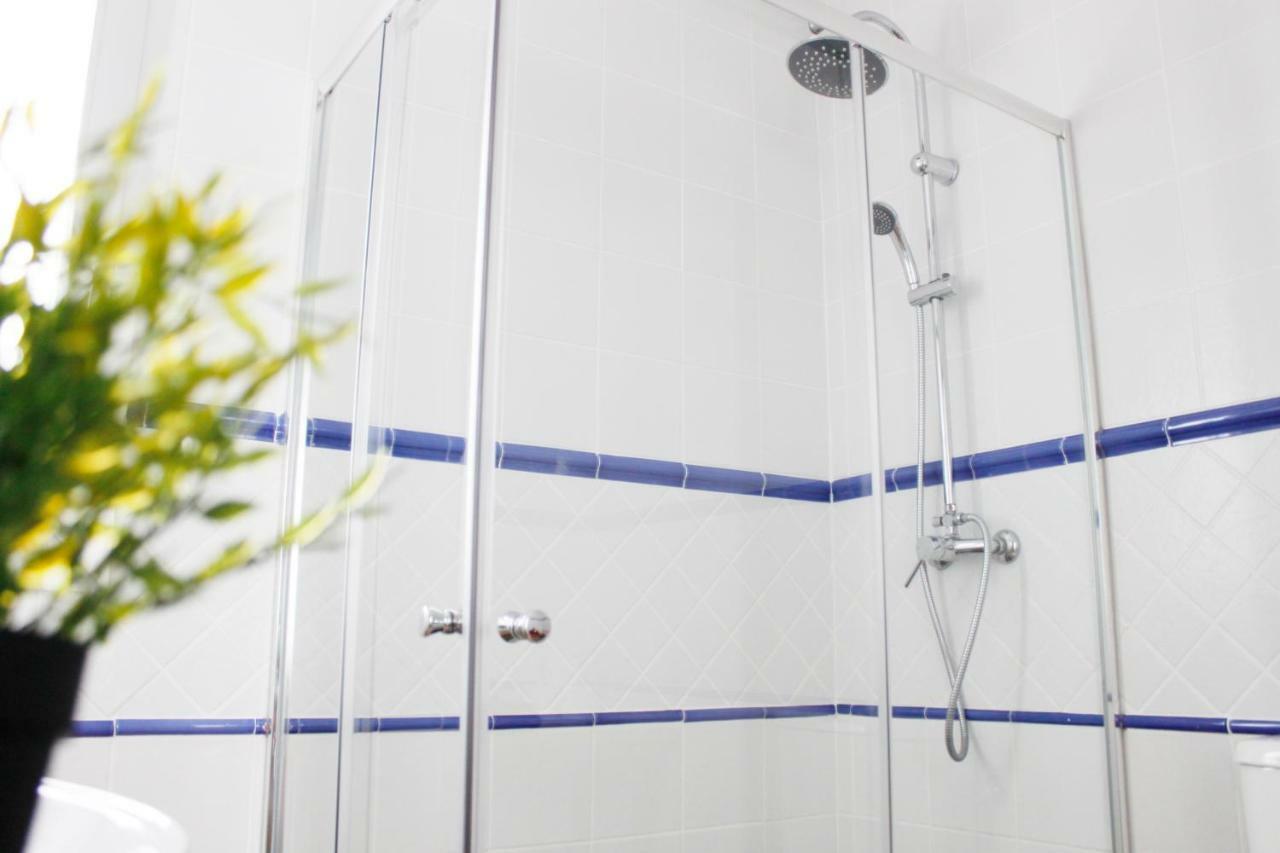 Azahar Apartamentos Triana V Sevilla Kültér fotó